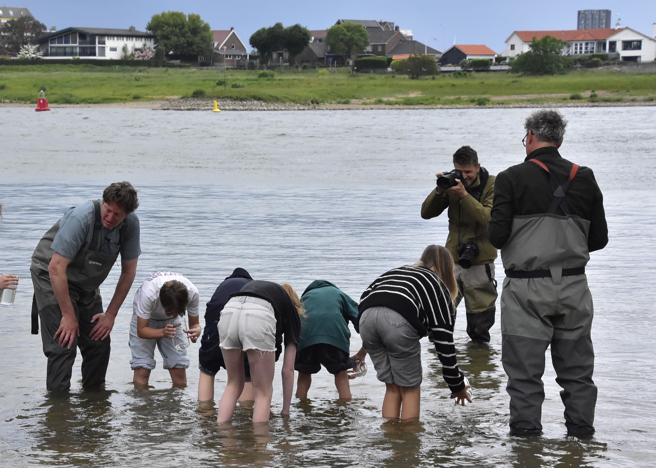 Elften uitzetten in de Waal