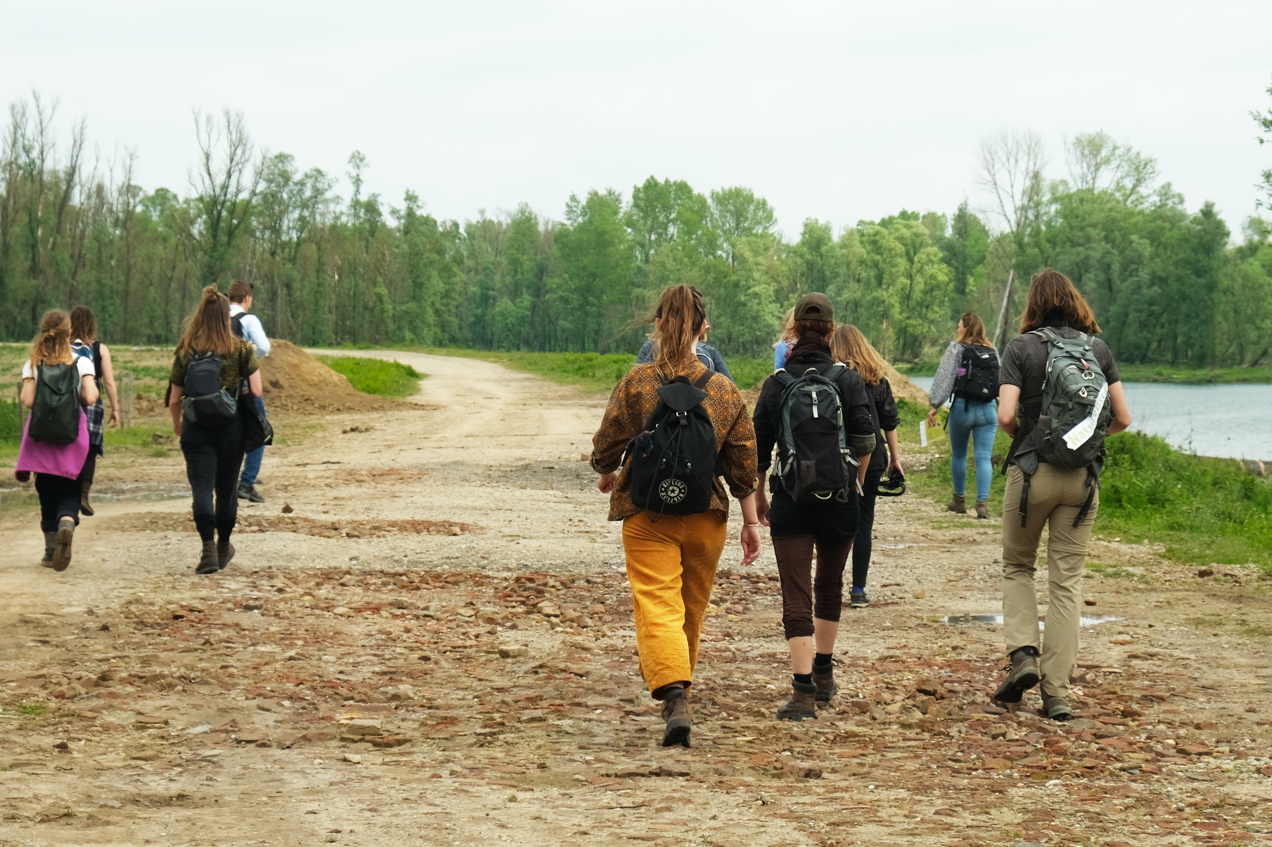 Op pad in de Millingerwaard. Foto: Nature Bits